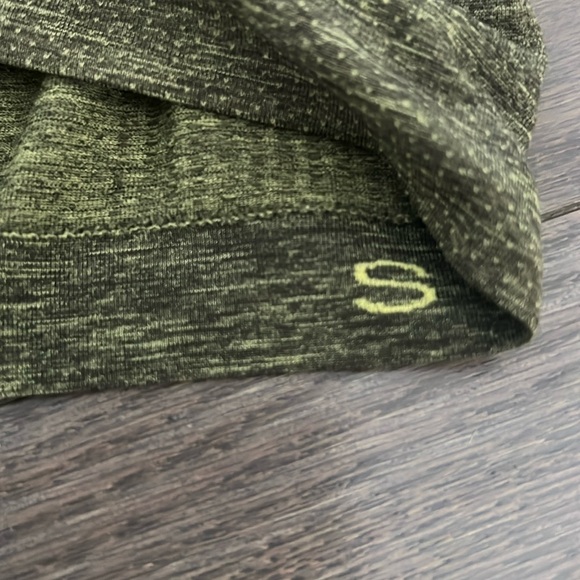 Lululemon V-neck Metal Vent Tech Short Sleeve V 2.0 - Picture 5 of 5